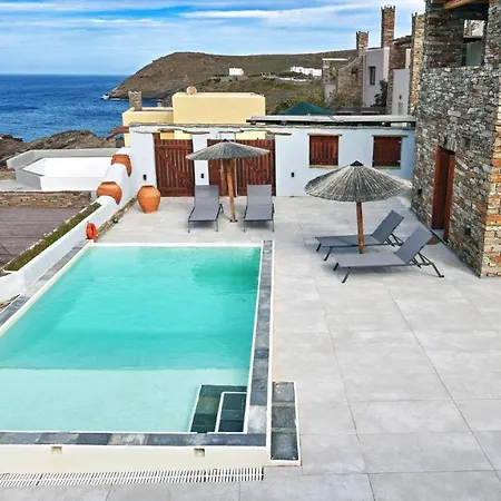 Stone With A Sea Water Swimming Pool And A Sea And Sunset View Holiday home *