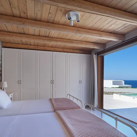 Holiday home Stone With A Sea Water Swimming Pool And A Sea And Sunset View Melissaki