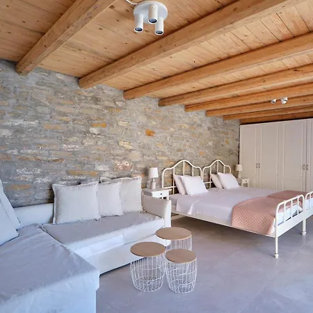 Holiday home Stone With A Sea Water Swimming Pool And A Sea And Sunset View