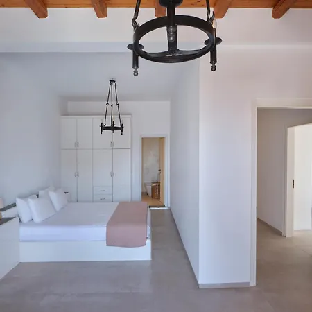 Stone With A Sea Water Swimming Pool And A Sea And Sunset View Holiday home Melissaki