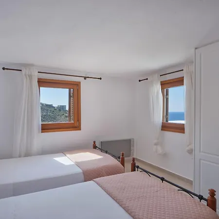Holiday home Stone With A Sea Water Swimming Pool And A Sea And Sunset View