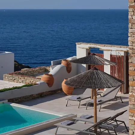 Stone With A Sea Water Swimming Pool And A Sea And Sunset View Holiday home *