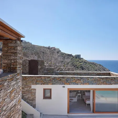 Stone With A Sea Water Swimming Pool And A Sea And Sunset View Holiday home *