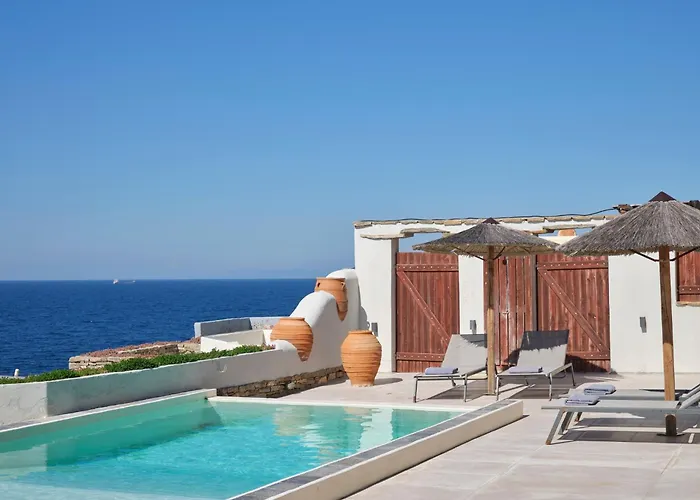 Stone With A Sea Water Swimming Pool And A Sea And Sunset View Hébergement de vacances Melissaki